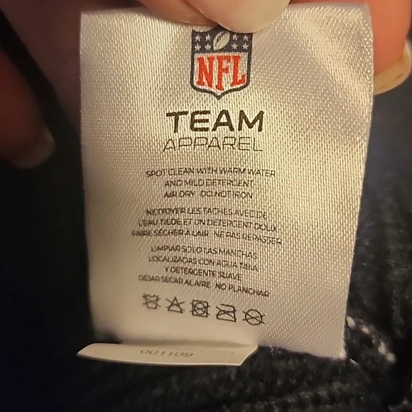 NFL Patriots Striped Beanie - Navy, Red, and White - Picture 3 of 3